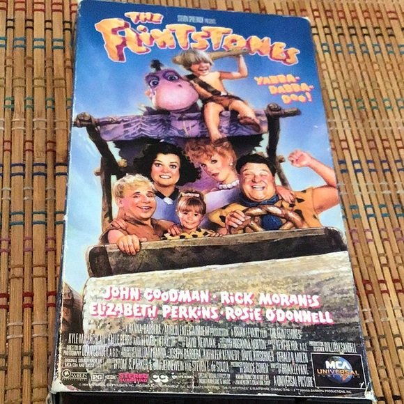 FLINTSTONES movie VHS - Picture 2 of 6
